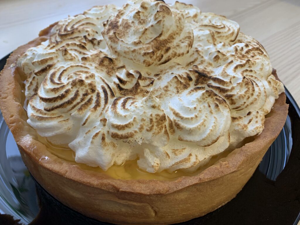 lemon meringue pie abgeflammt