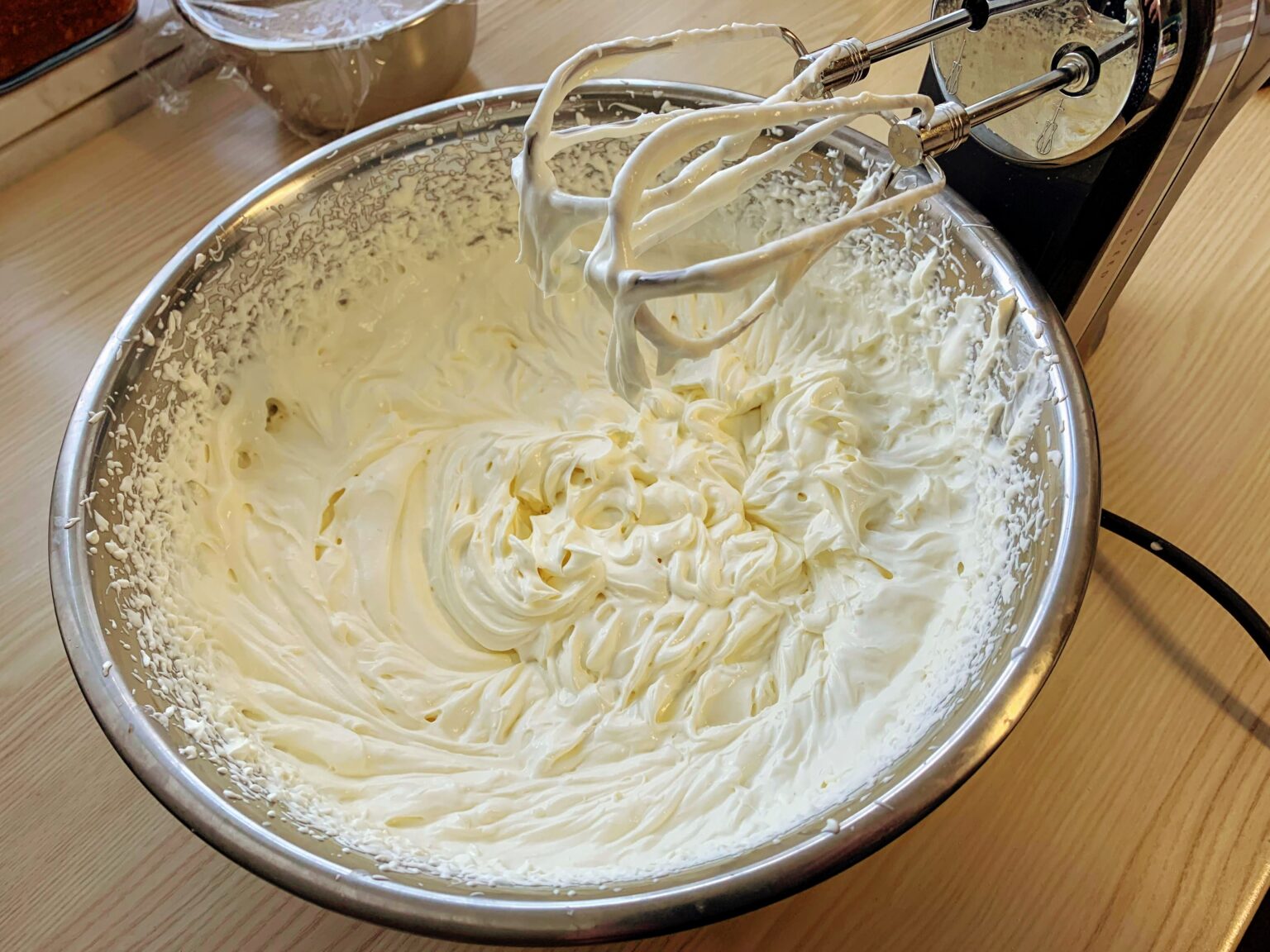 Basics: Mascarponecreme für Torten und Kuchen - Dillspitzen