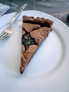 ein stück linzer torte