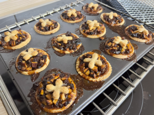 mince pies gebacken und überfüllt