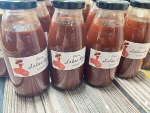 salsa roja in hansaflaschen